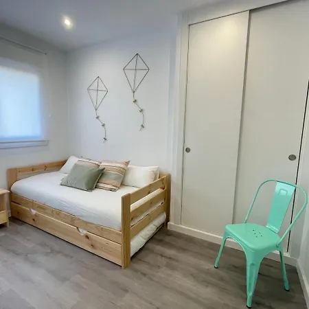 Piso Otero Pedrayo Apartmán *